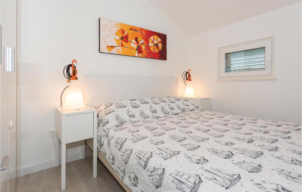 Cozy Apartment In Brodarica With Wifi Brodarica (Sibenik-Knin) Exterior foto