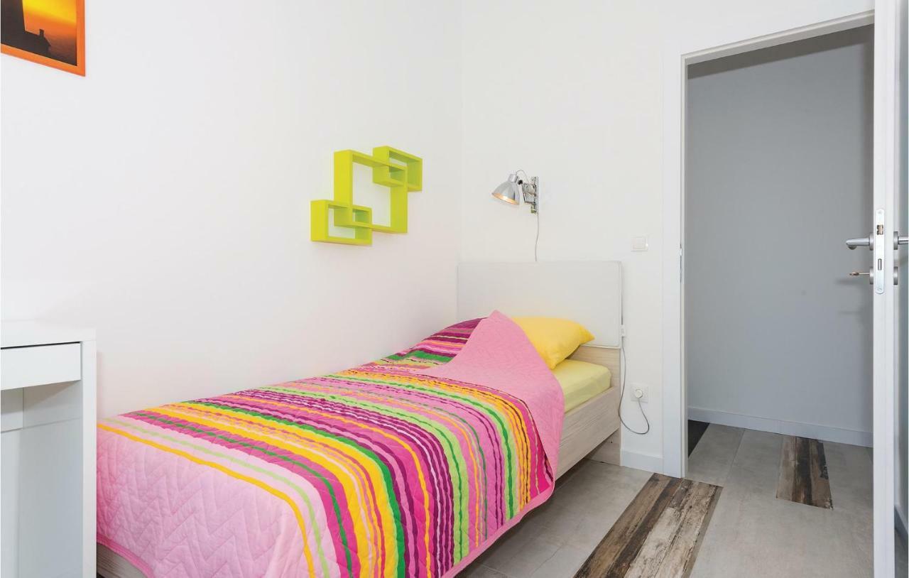 Cozy Apartment In Brodarica With Wifi Brodarica (Sibenik-Knin) Exterior foto